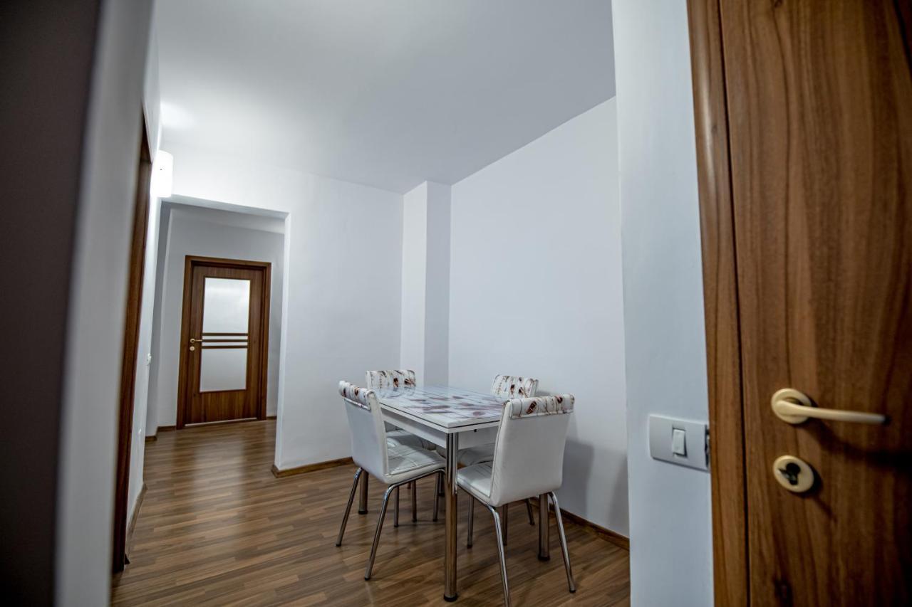 Apartament 3 Camere Royal براشوف المظهر الخارجي الصورة
